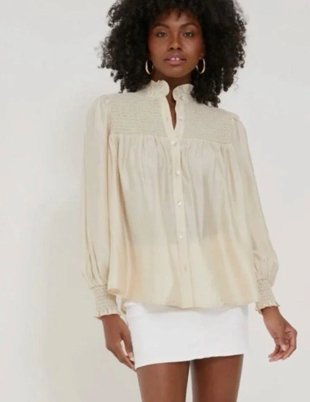 New Damaged Pomander Place Tuckernuck Jaia Cream Smocked Puff Sleeve Blouse